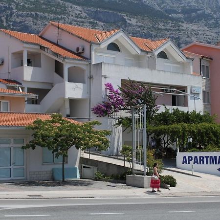 Apartments With A Parking Space Makarska - 6696 Exterior photo