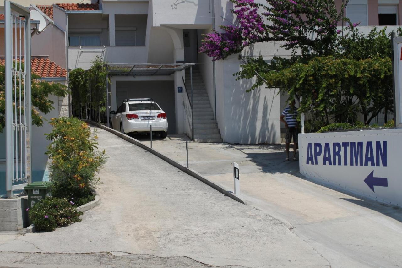 Apartments With A Parking Space Makarska - 6696 Exterior photo