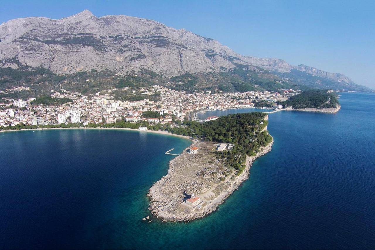 Apartments With A Parking Space Makarska - 6696 Exterior photo