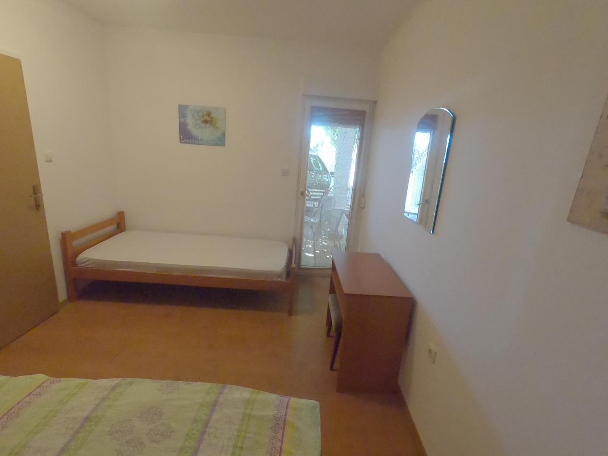 Apartments With A Parking Space Makarska - 6696 Room photo